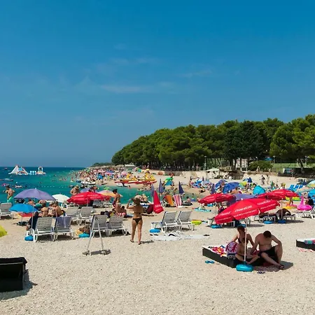 Svetinka Du Daire Primošten